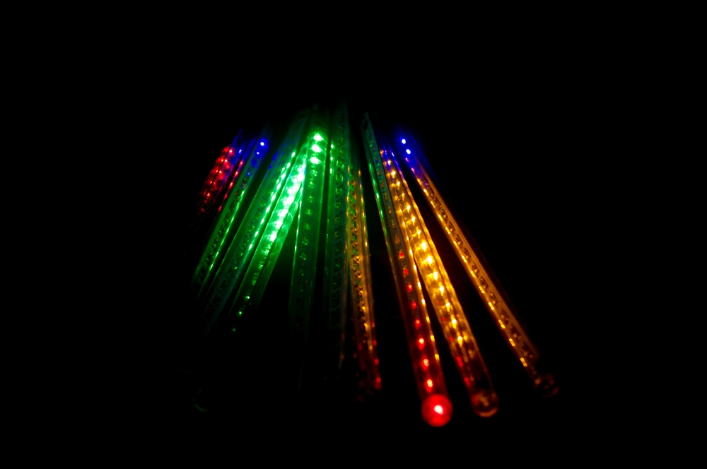 Kurtyna świetlna LED deszcz meteorytów 18 metrów zewnętrzne 300 LED Światło stałe - Multikolor 13 Kurtyna świetlna LED deszcz meteorytów 18 metrów zewnętrzne 300 LED Światło stałe - Multikolor 41