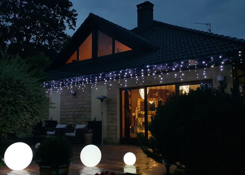 Sople LED Profesjonalne Oświetlenie Świąteczne 8,75 Metra Zewnętrzne 200 LED z gniazdem - Flash - Niebieski 3 Sople LED Profesjonalne Oświetlenie Świąteczne 8,75 Metra Zewnętrzne 200 LED z gniazdem - Flash - Niebieski 21